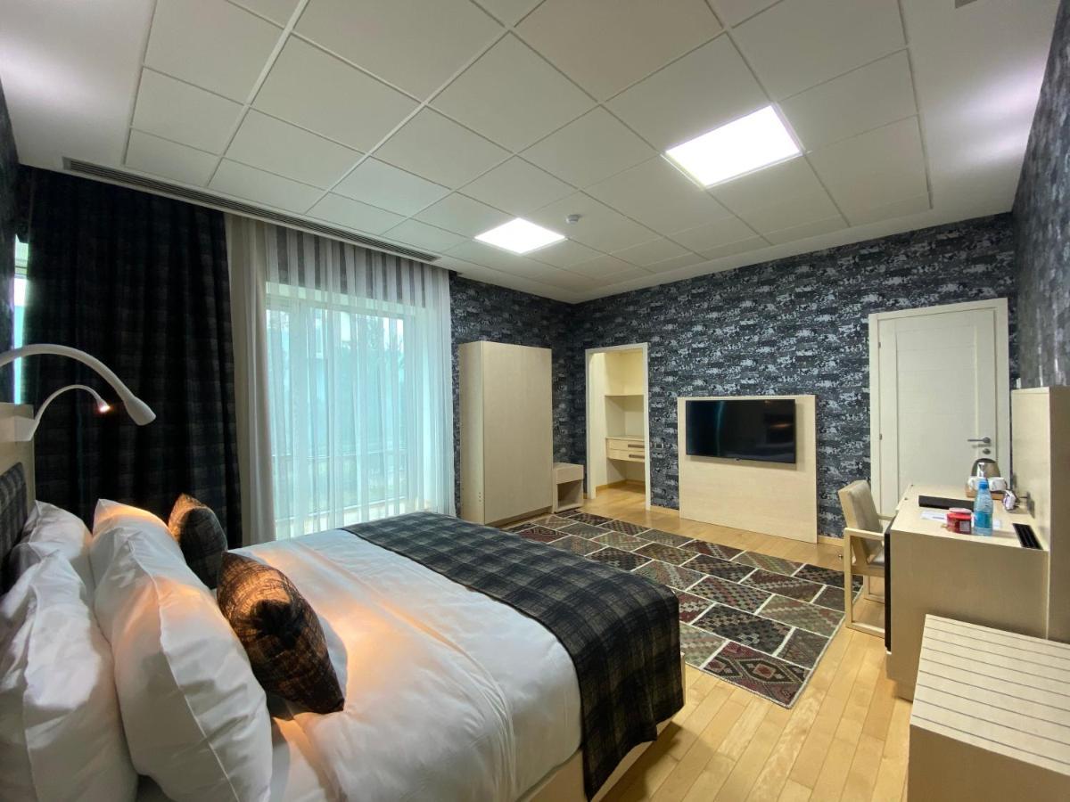 באקו Badam D'Art Boutique Hotel מראה חיצוני תמונה