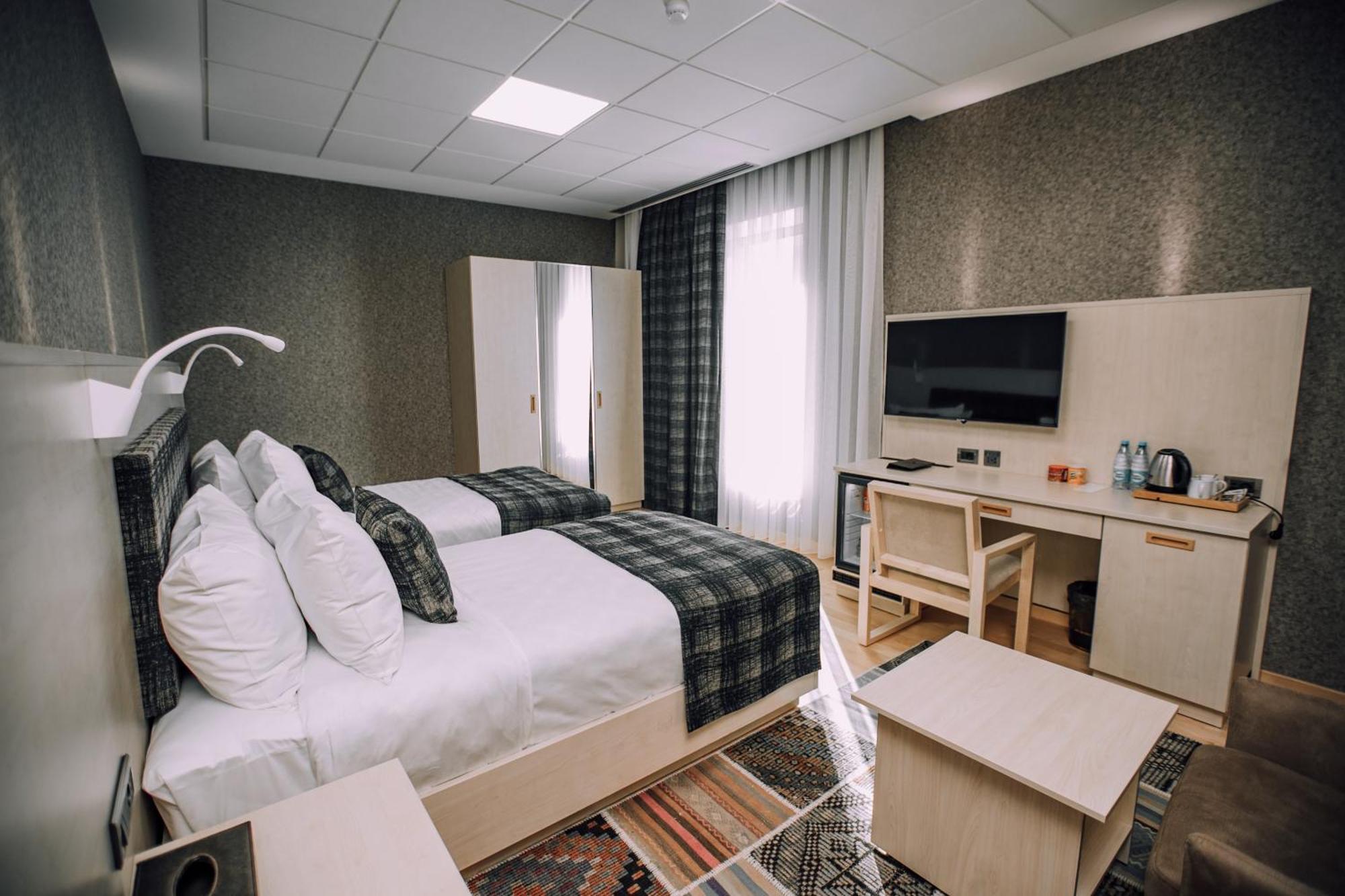 באקו Badam D'Art Boutique Hotel מראה חיצוני תמונה
