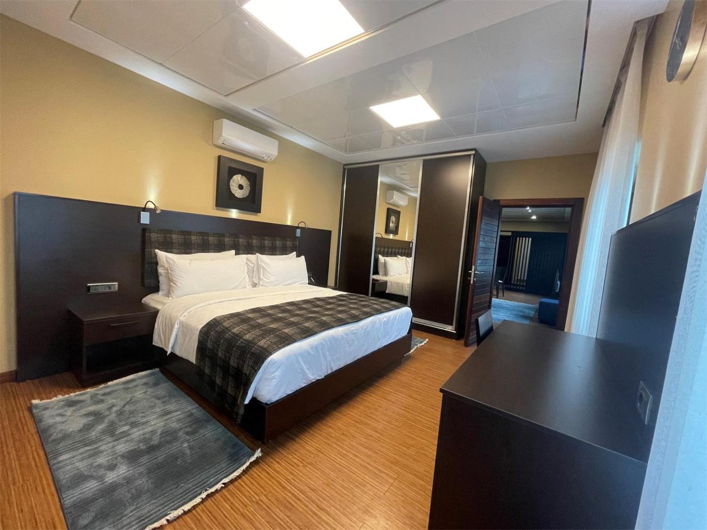 באקו Badam D'Art Boutique Hotel מראה חיצוני תמונה